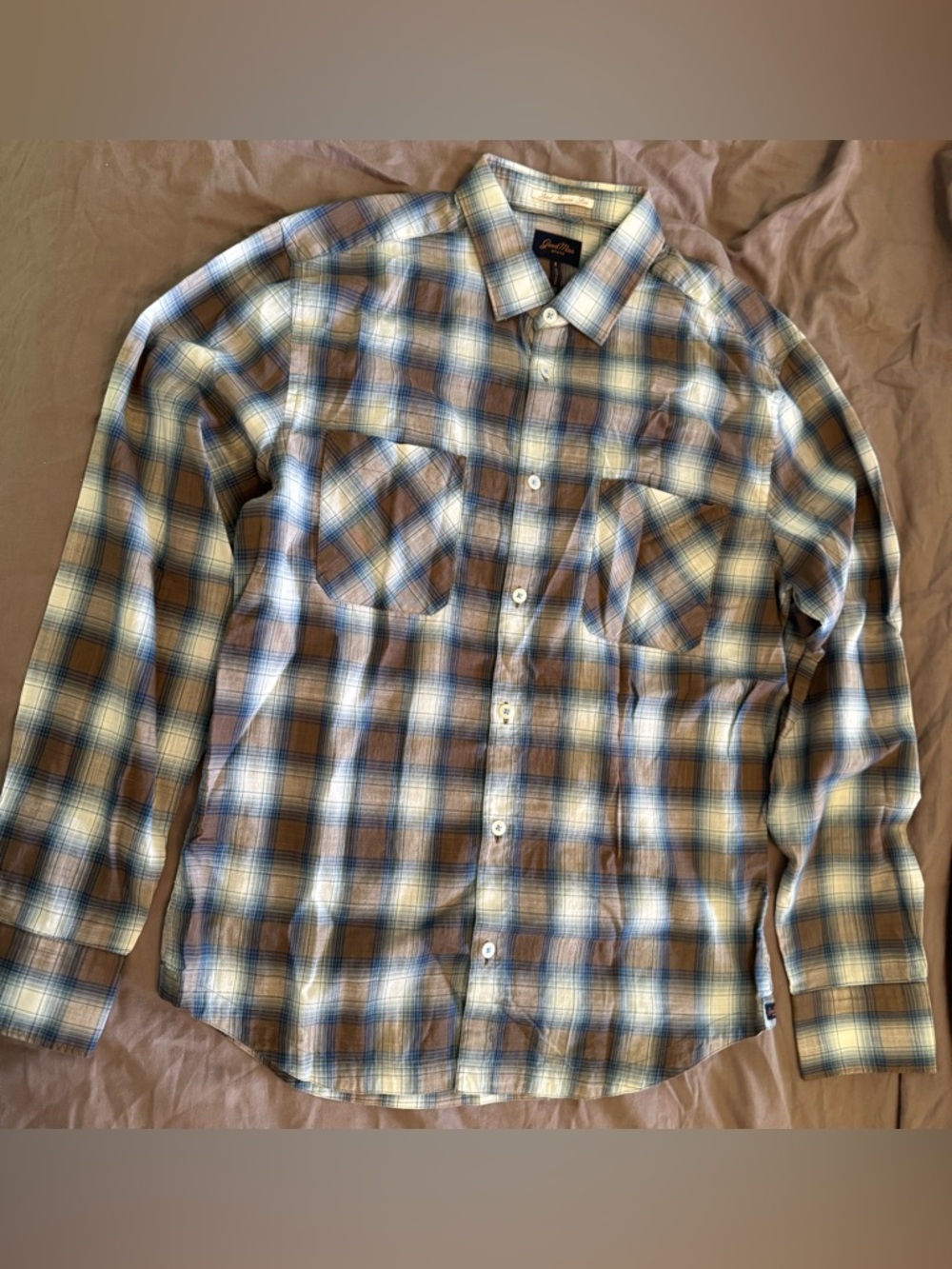 Good Man Brand Plaid Casual Dress Shirt Blue Brown White (Size Small)